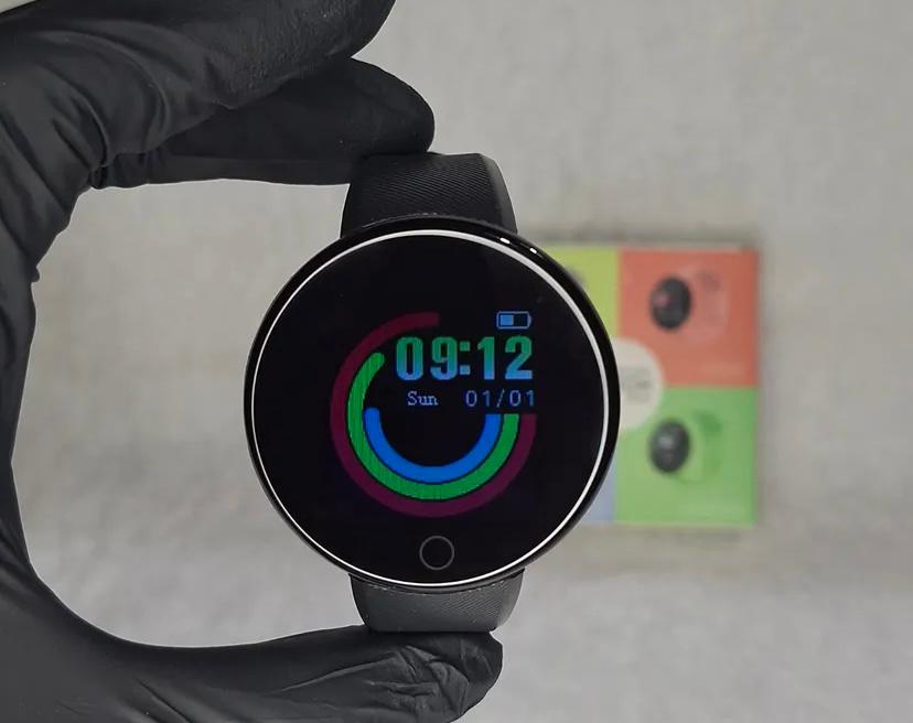 SmartWatch D18
